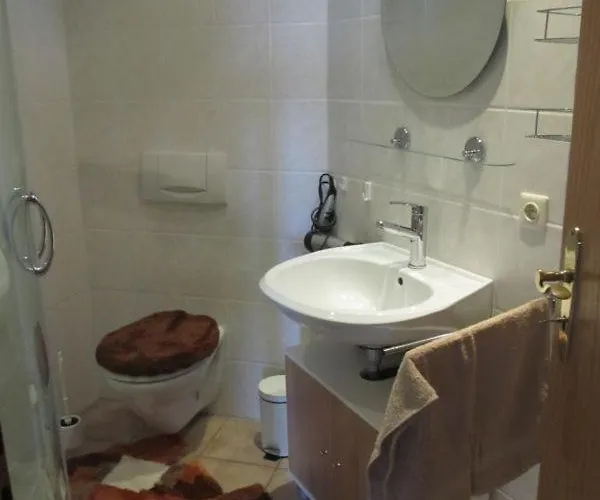 Panoramablick, Kreth Apartament